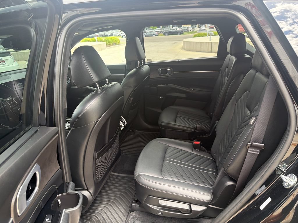 Used 2024 Kia Sorento SX Prestige AWD/4WD image 13