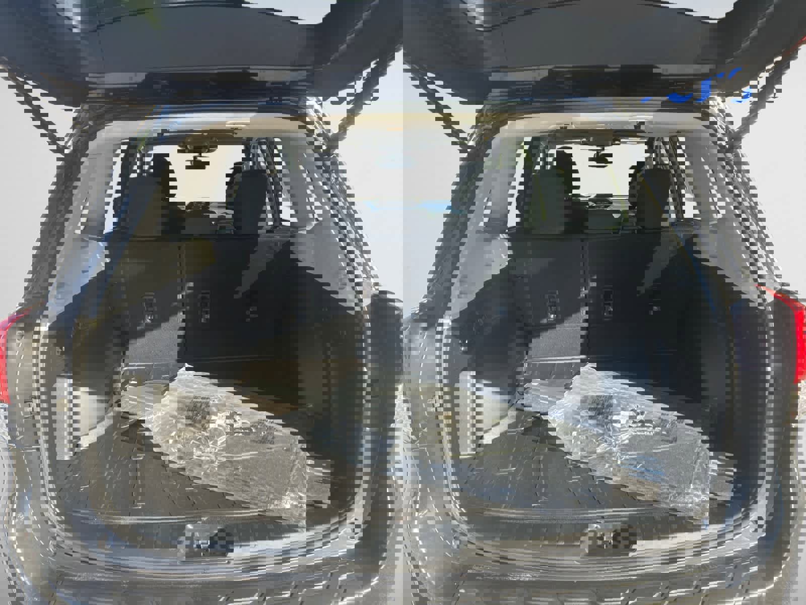 Used 2022 Subaru Forester Premium image 4