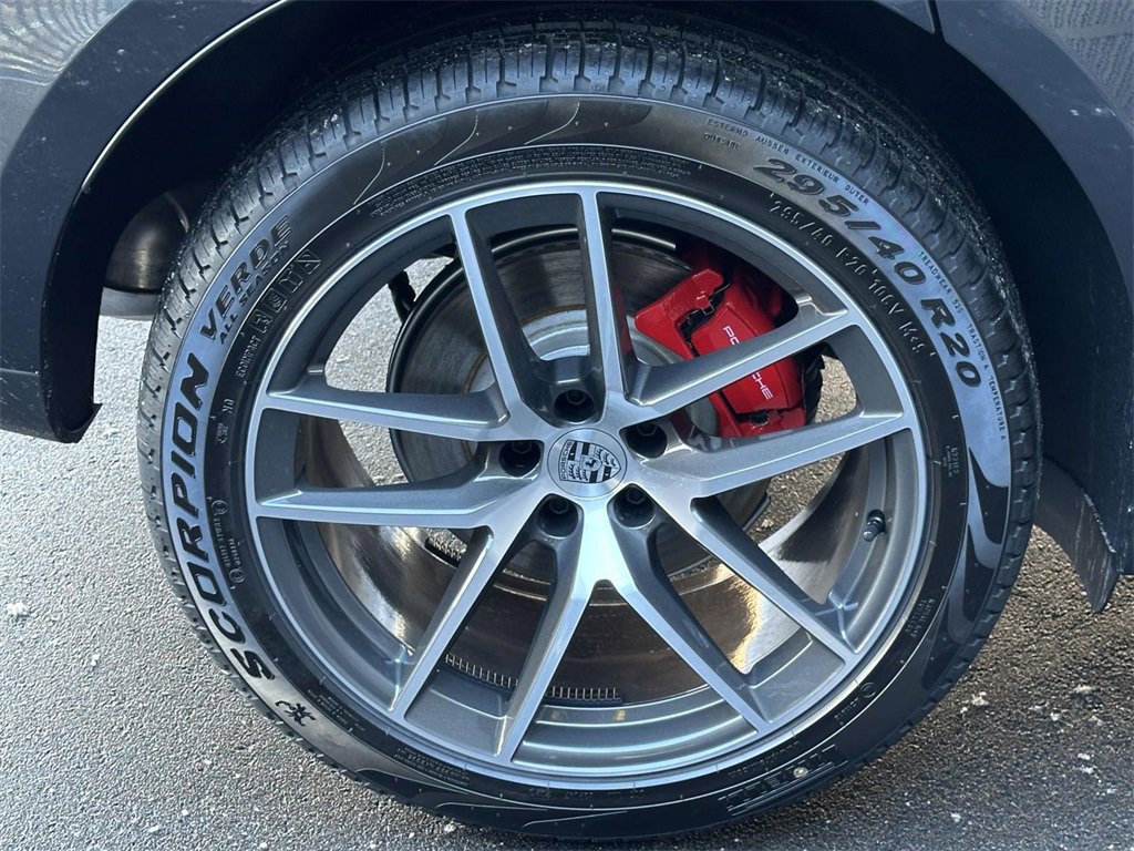 New 2026 Porsche Macan S image 9
