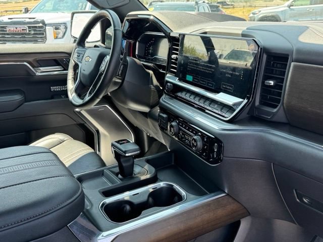Certified 2024 Chevrolet Silverado 1500 High Country w/ High Country Premium Package AWD/4WD image 28