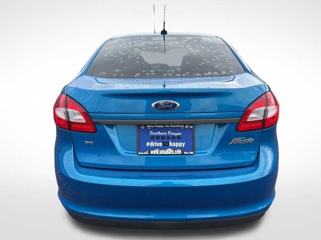 Used 2013 Ford Fiesta SE image 6
