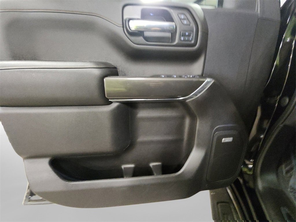 Certified 2022 GMC Sierra 1500 AT4 w/ AT4 Premium Package image 14