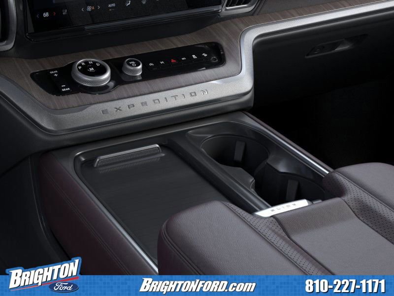 New 2026 Ford Expedition Platinum image 13