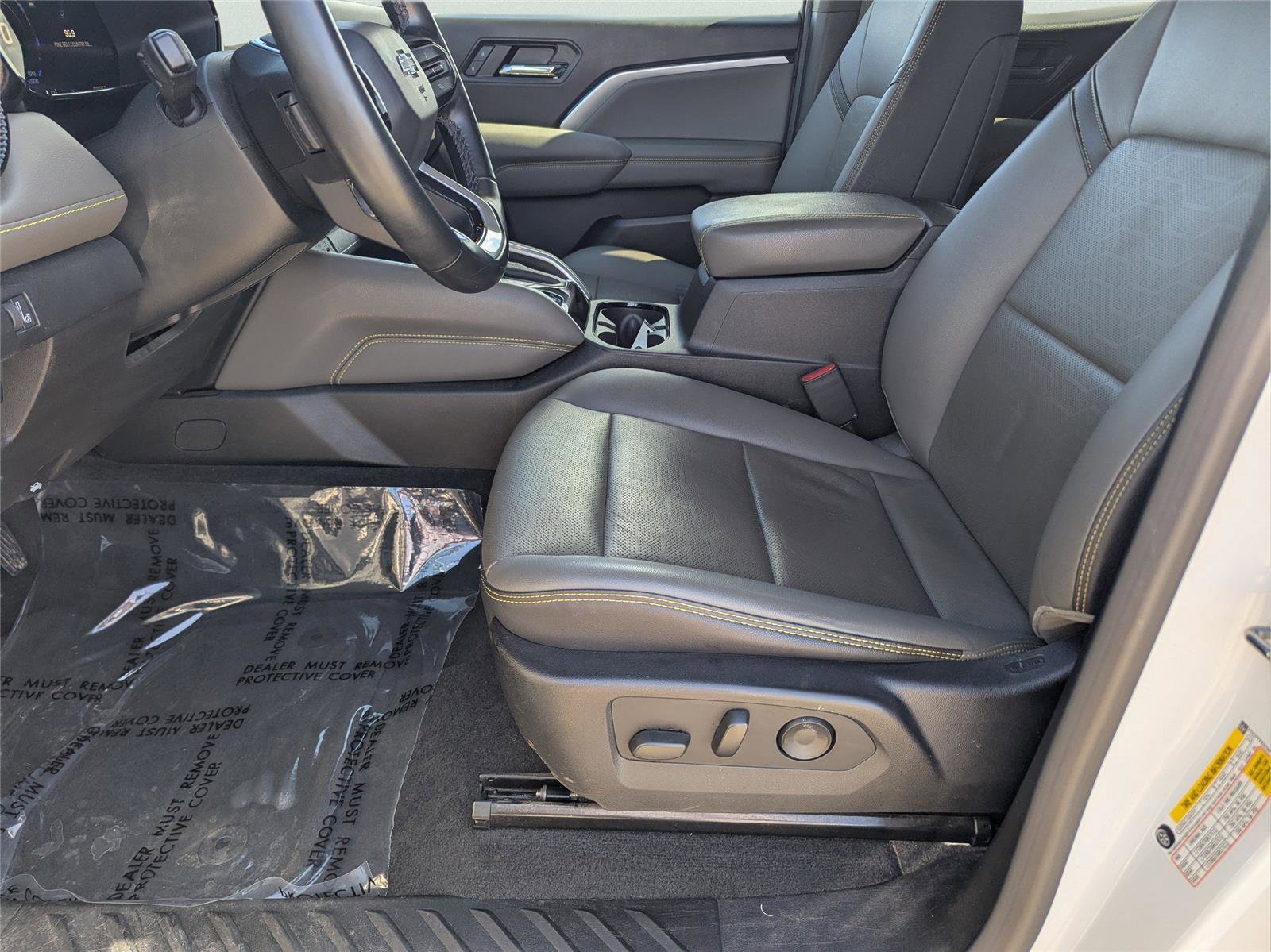 Used 2023 Chevrolet Colorado ZR2 w/ ZR2 Convenience Package III AWD/4WD image 12