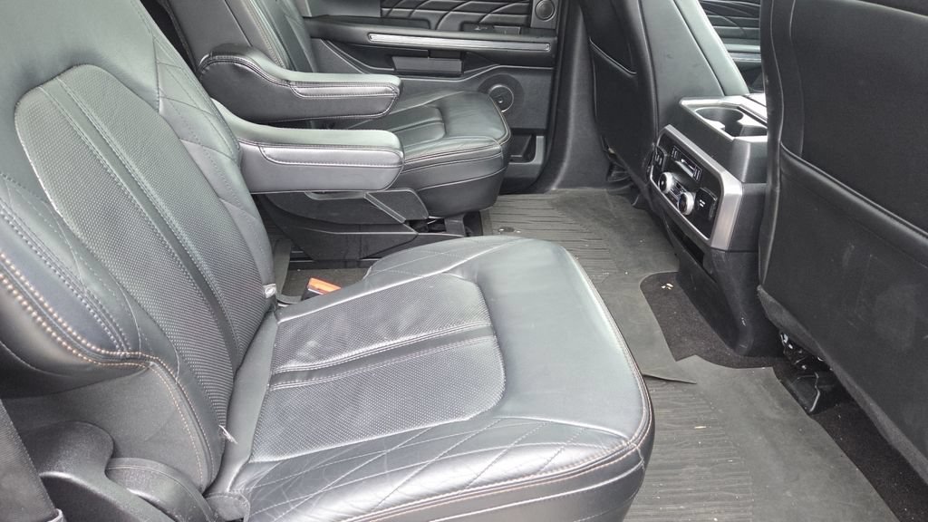 Used 2020 Ford Expedition Max Platinum AWD/4WD image 13