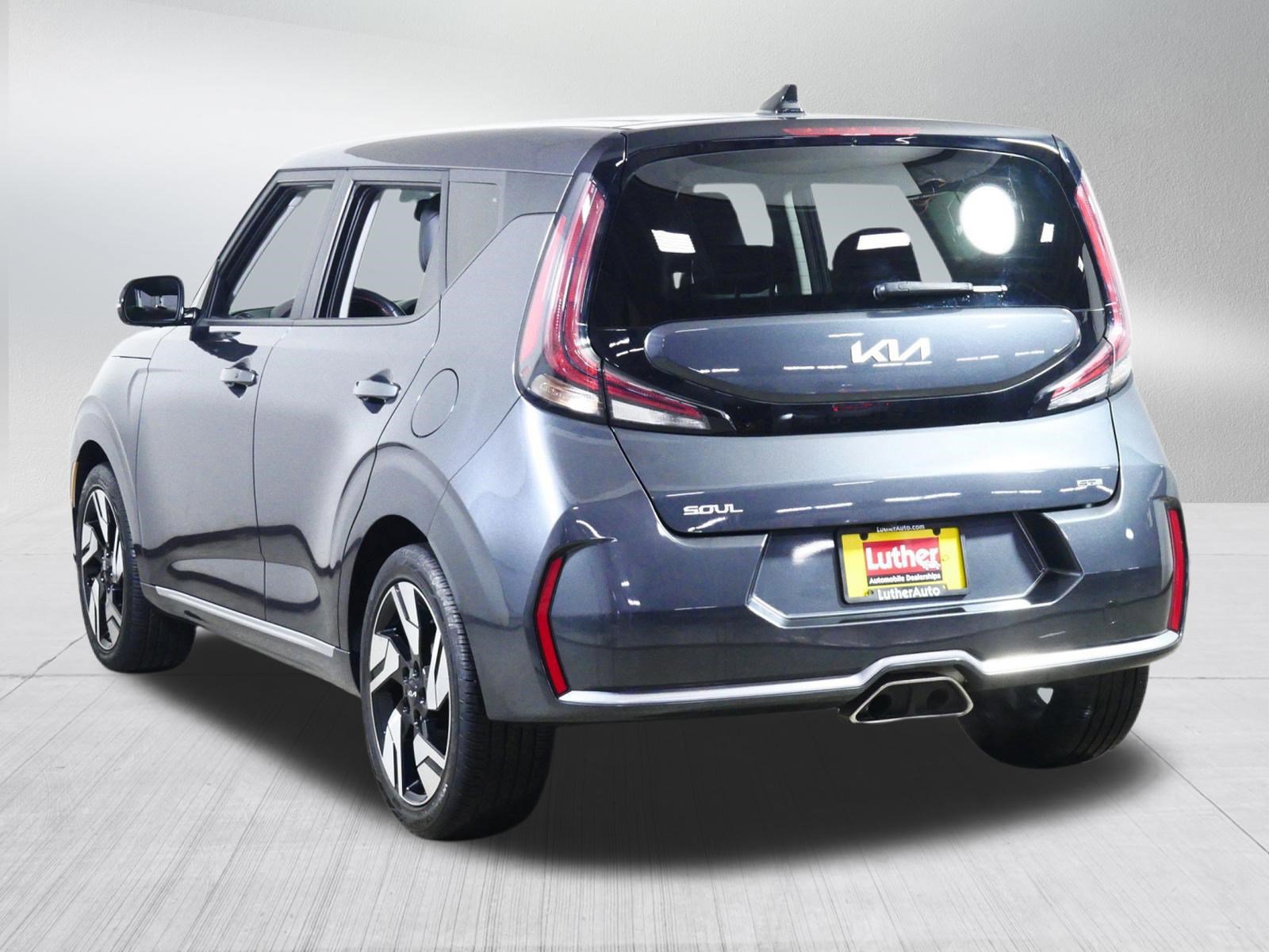Used 2023 Kia Soul GT-Line FWD image 5