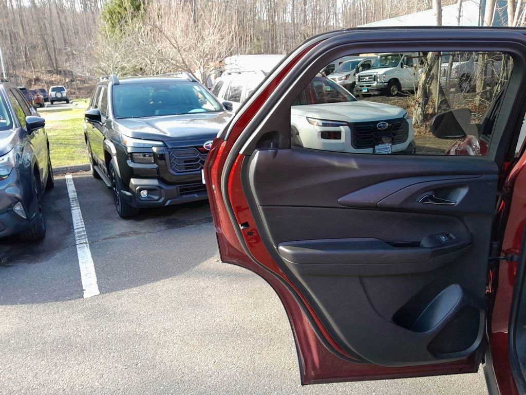Used 2022 Chevrolet TrailBlazer LT image 29