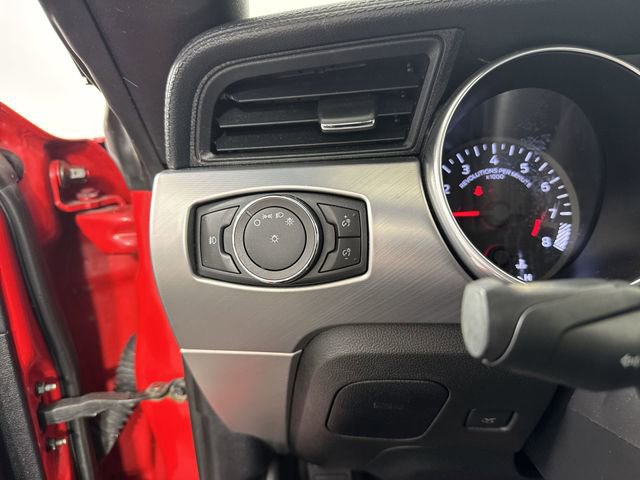 Used 2019 Ford Mustang GT Premium RWD image 13