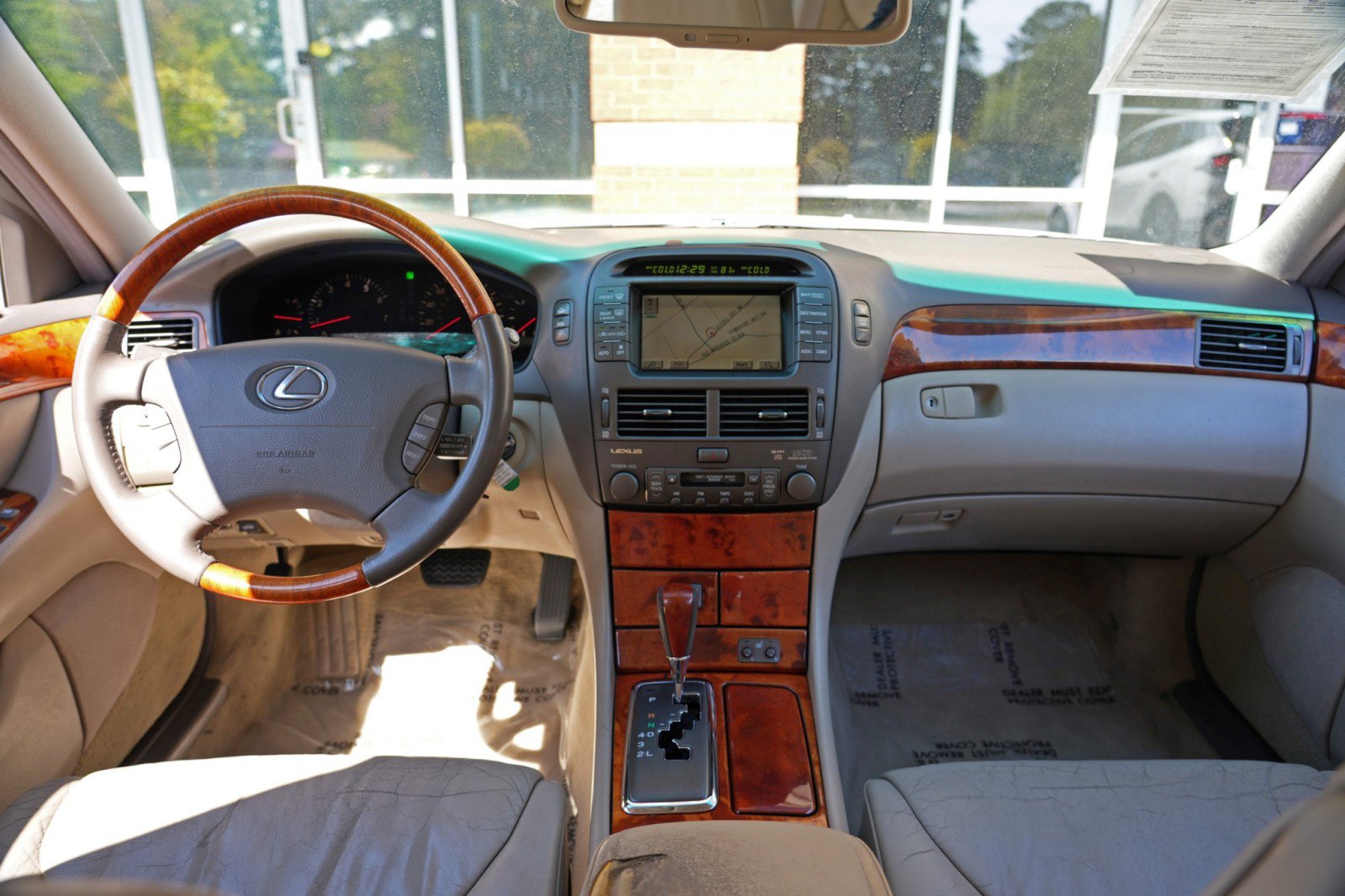 Used 2002 Lexus LS 430 w/ Navigation/Mark Levinson Pkg RWD image 11