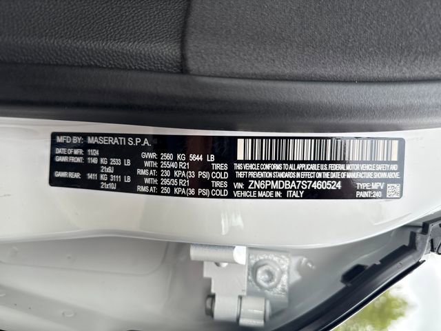 Used 2025 Maserati Grecale Modena AWD/4WD image 16