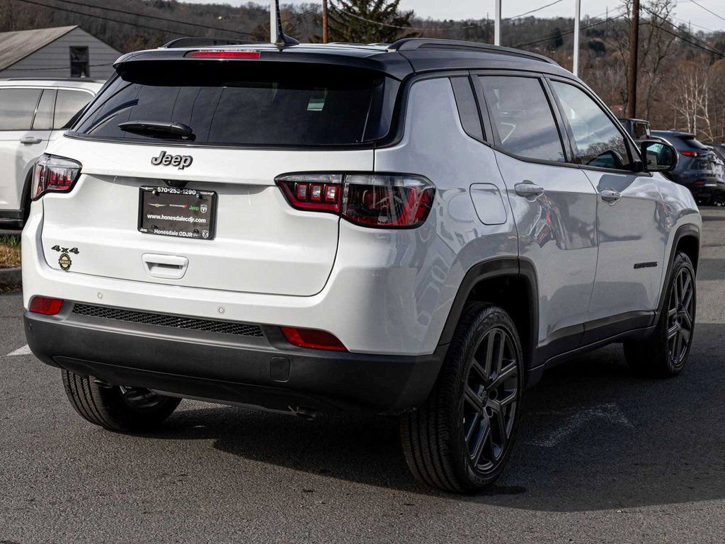 New 2026 Jeep Compass Limited image 3