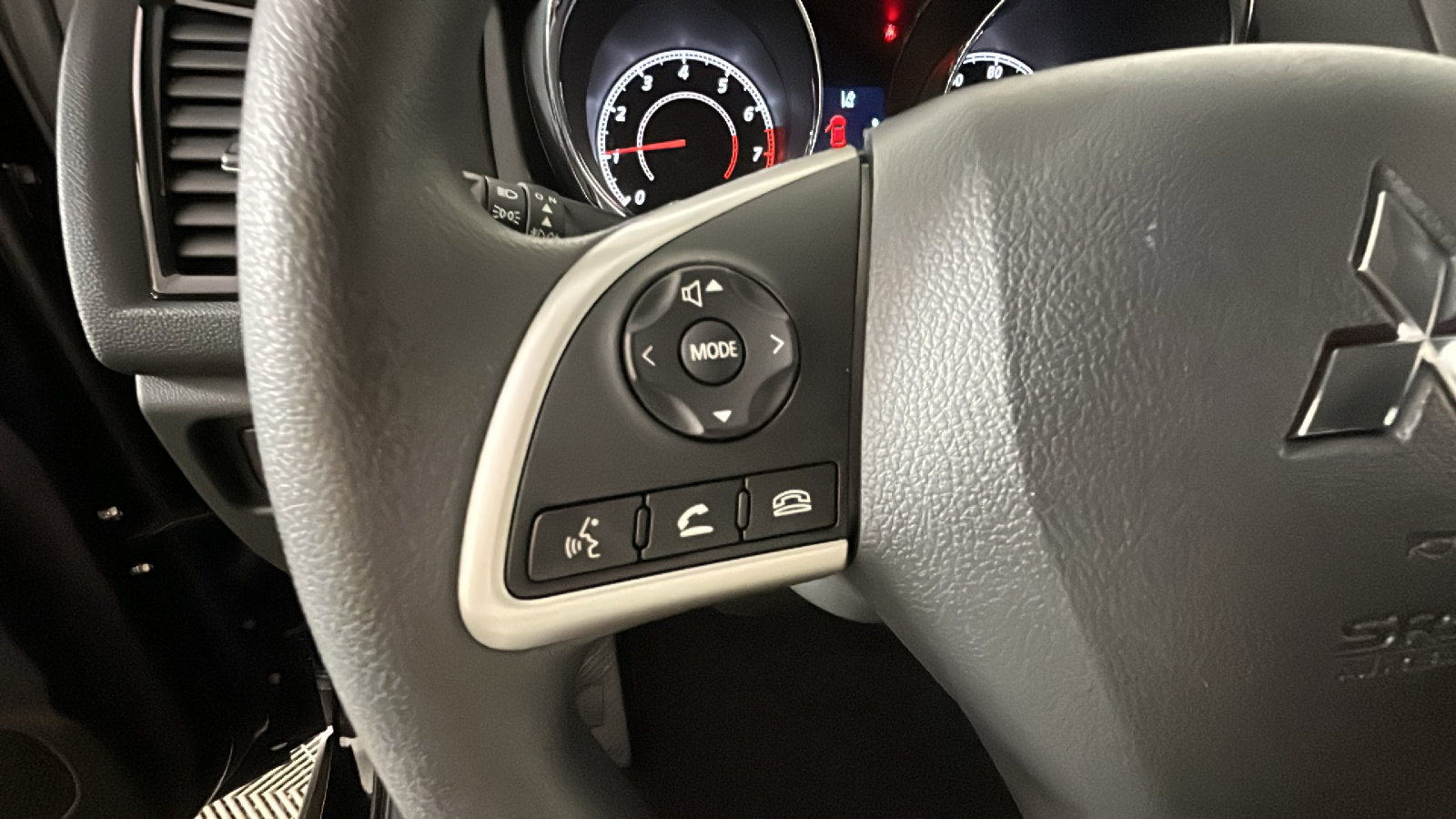 Used 2026 Mitsubishi Outlander Sport ES AWD/4WD image 18