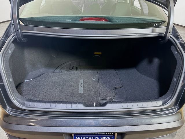 Used 2025 Kia K4 LX image 7