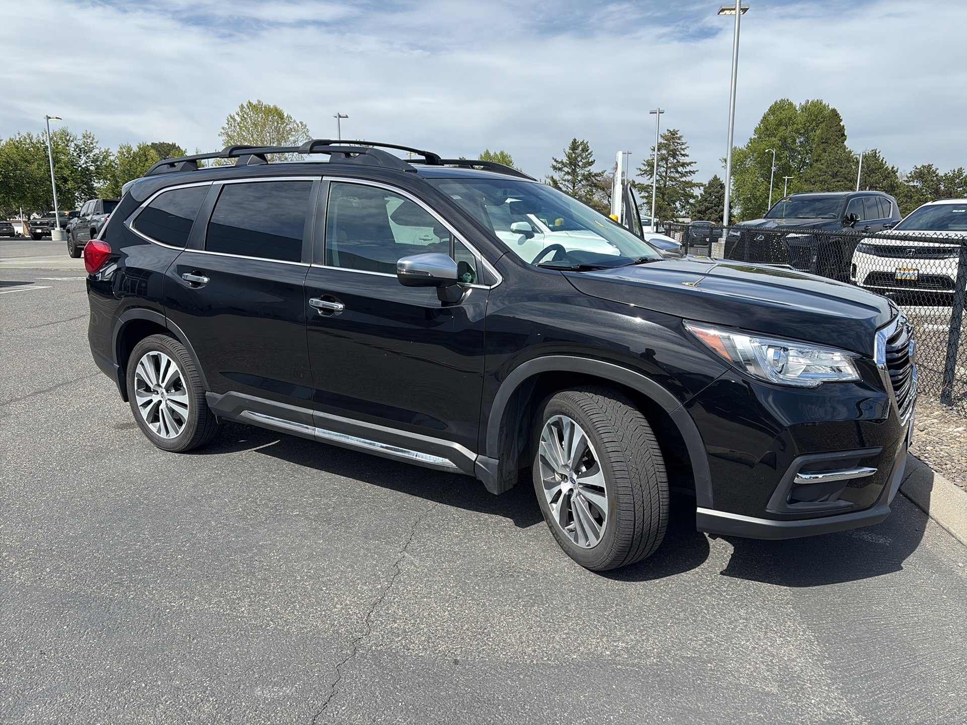 Used 2022 Subaru Ascent Touring w/ Popular Package #2A AWD/4WD image 3