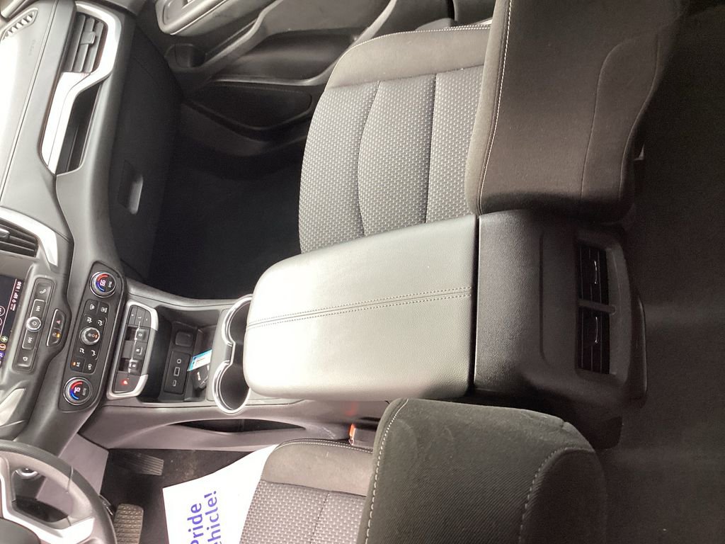 Used 2024 GMC Terrain SLE w/ Driver Convenience Package AWD/4WD image 17