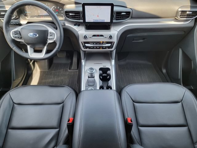 Certified 2023 Ford Explorer XLT w/ Equipment Group 202A AWD/4WD image 27