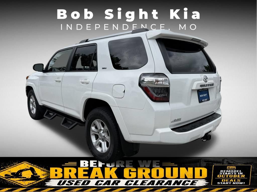 Used 2024 Toyota 4Runner SR5 RWD image 11