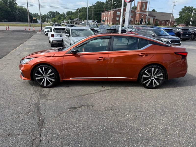Used 2020 Nissan Altima 2.5 SR FWD image 5