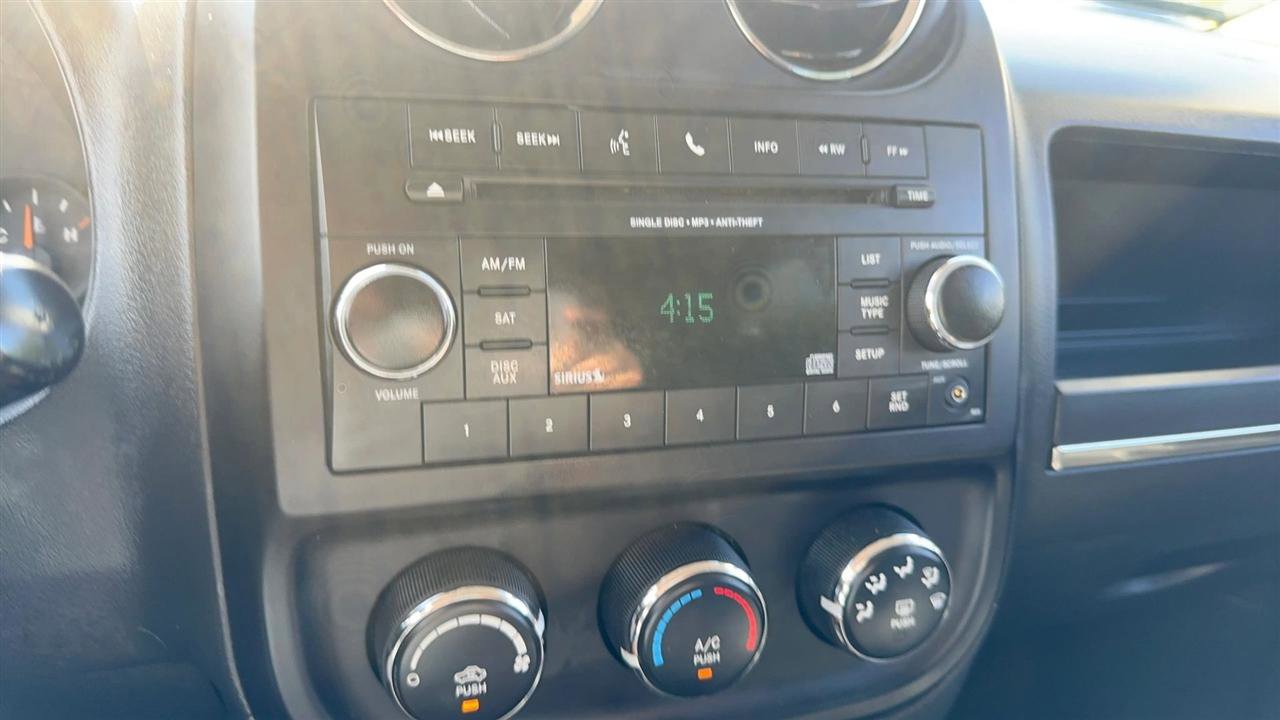 Used 2014 Jeep Patriot Latitude w/ Sun/Sound Group image 36