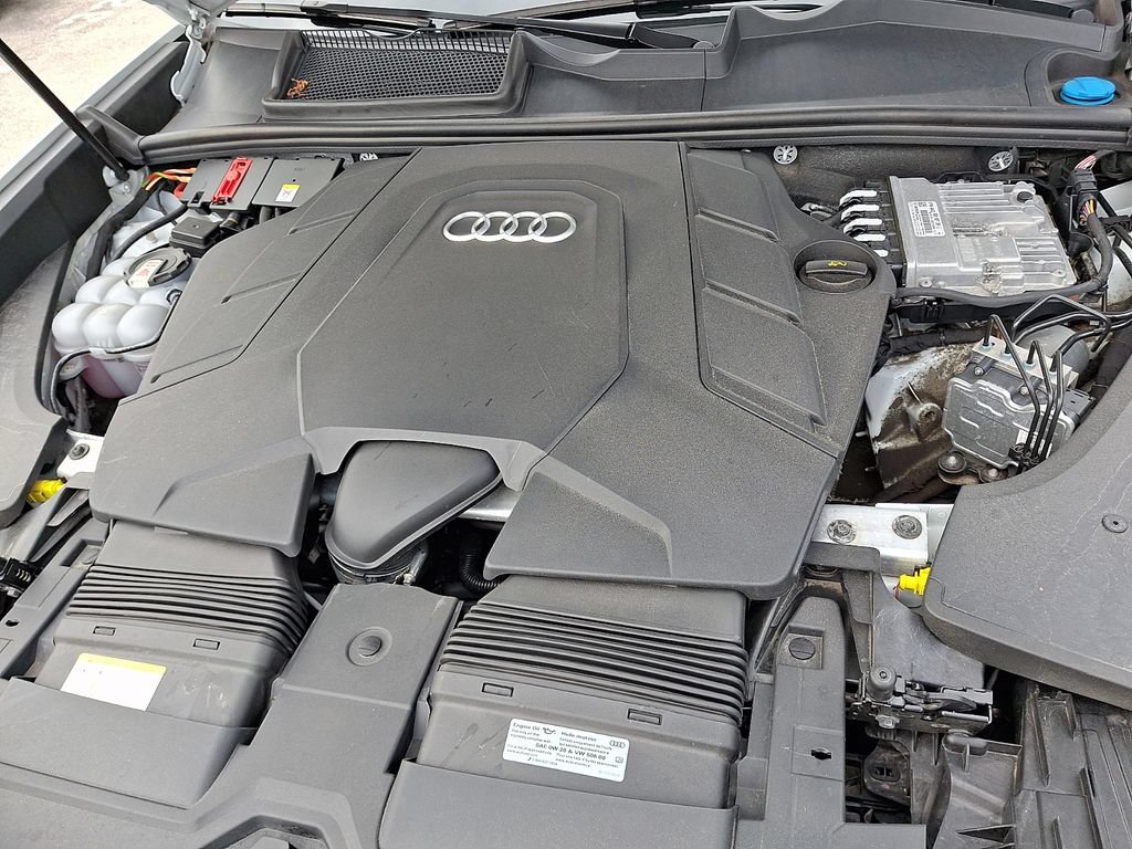 Used 2023 Audi Q8 Premium AWD/4WD image 29