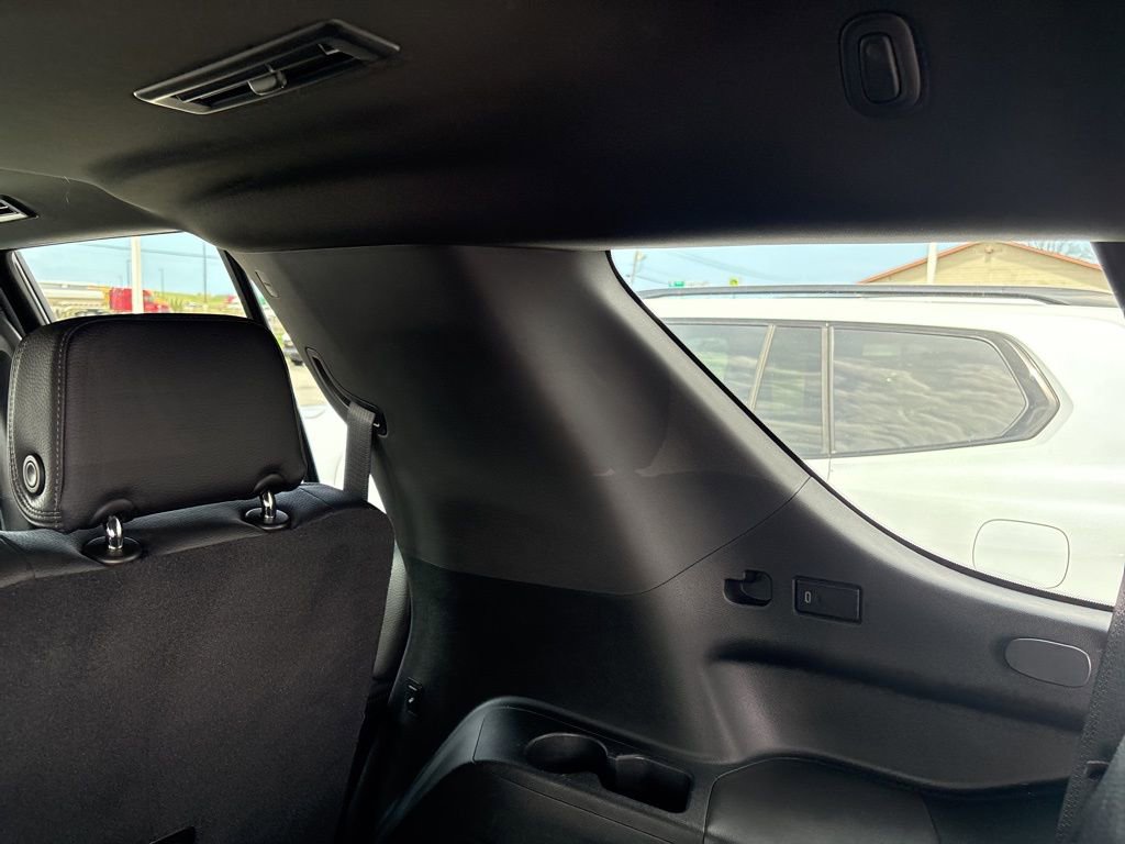 Used 2021 GMC Yukon Denali AWD/4WD image 13