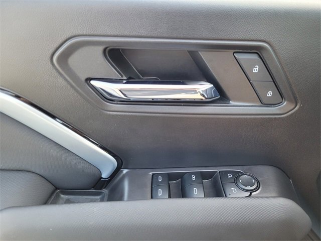 Used 2024 Chevrolet Colorado Z71 w/ Z71 Convenience Package 2 image 26