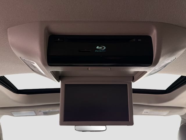 Certified 2019 Toyota Sequoia Platinum AWD/4WD image 23