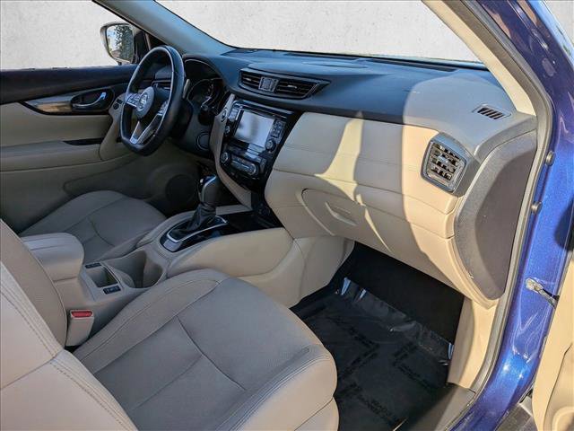 Used 2017 Nissan Rogue SL w/ SL Premium Package image 21