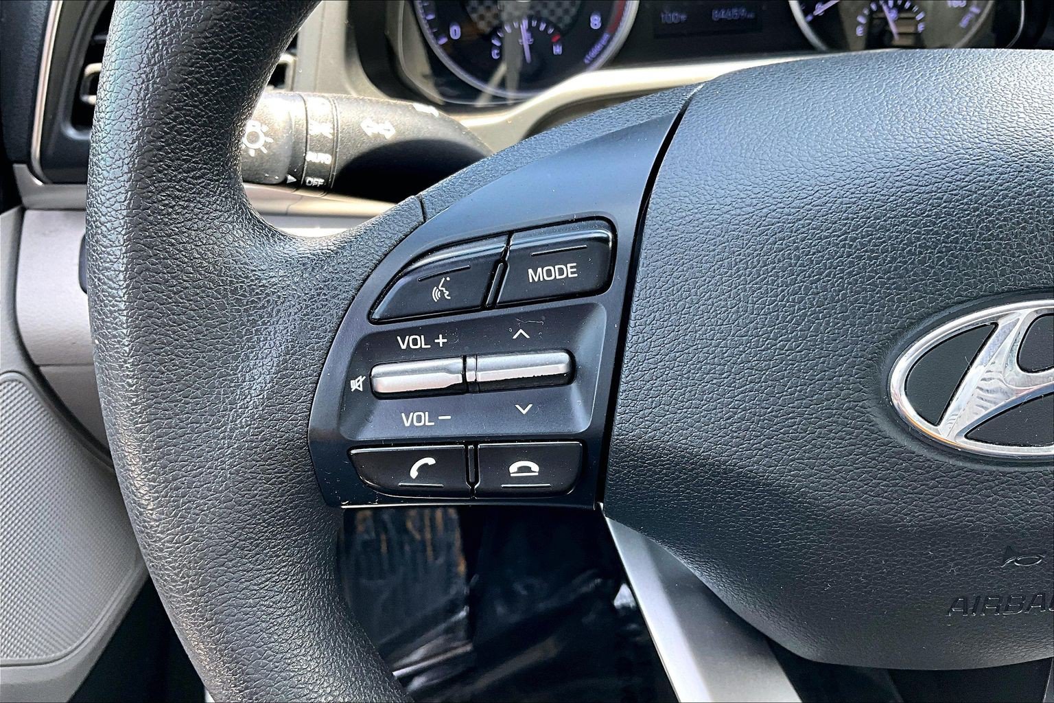 Used 2019 Hyundai Elantra SEL FWD image 19