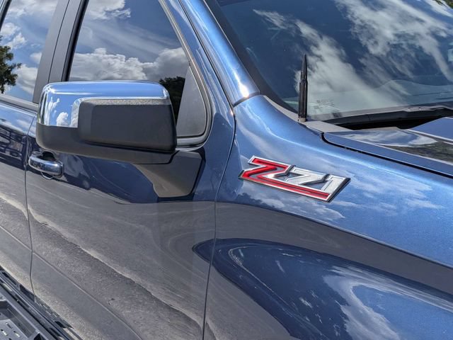 Used 2022 Chevrolet Silverado 1500 LT AWD/4WD image 10