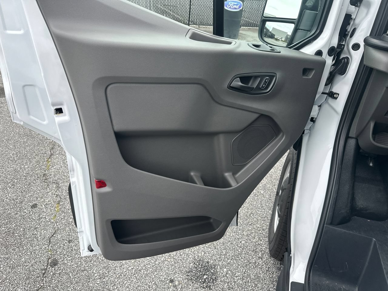 New 2026 Ford Transit 250 148 Medium Roof w/ Load Area Protection Package RWD image 11