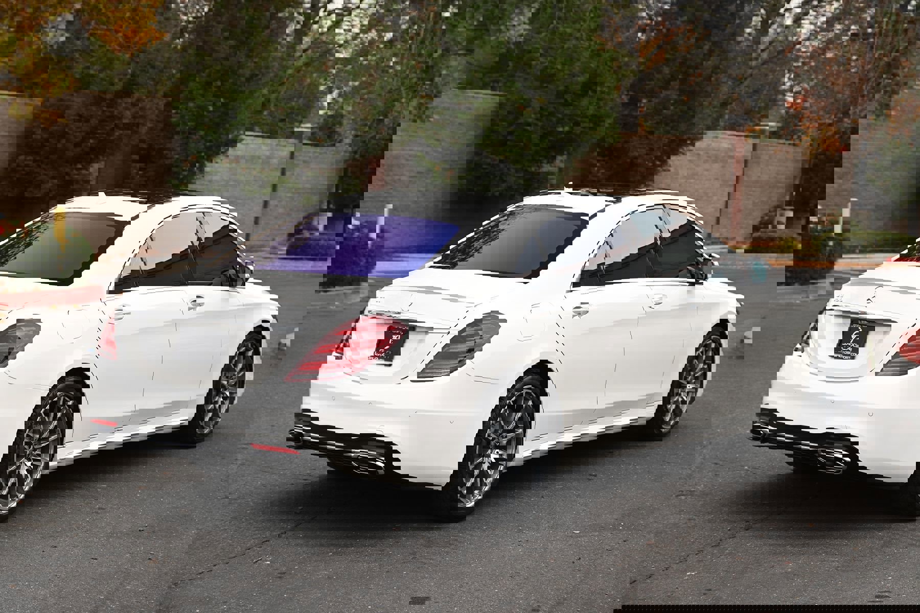 Used 2019 Mercedes-Benz S 560 Sedan image 6