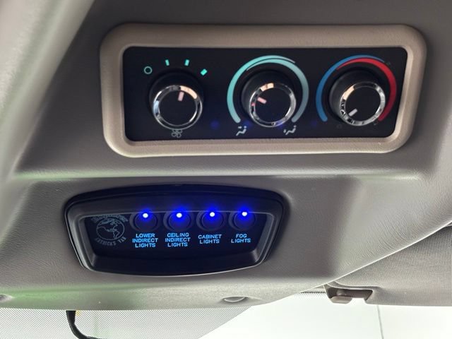 Used 2022 Chevrolet Express 2500 Extended w/ Enhanced Convenience Package RWD image 32