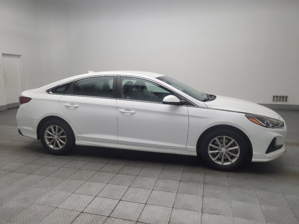 Used 2019 Hyundai Sonata SE w/ Cargo Package FWD image 11