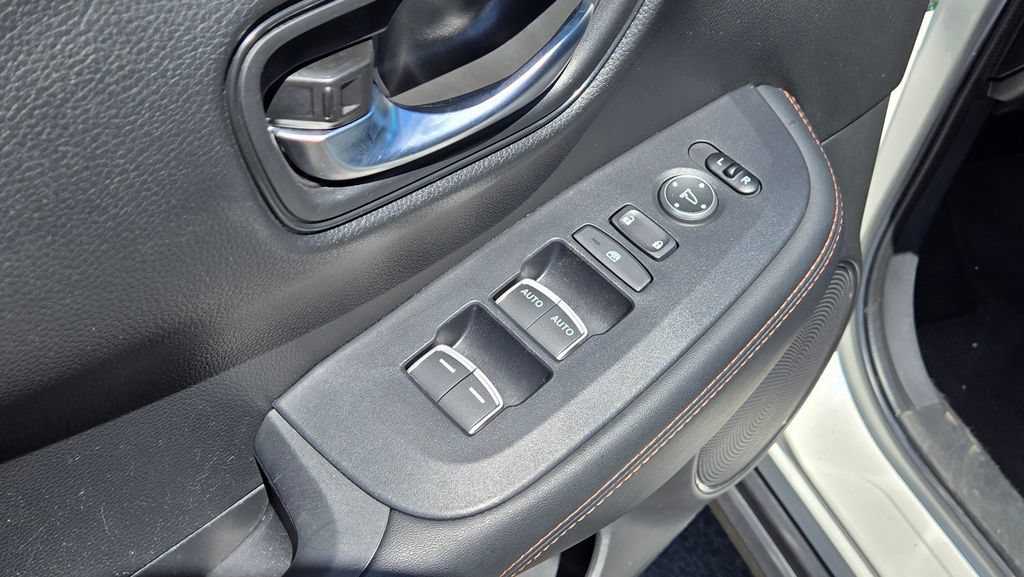 Used 2024 Honda HR-V Sport image 16