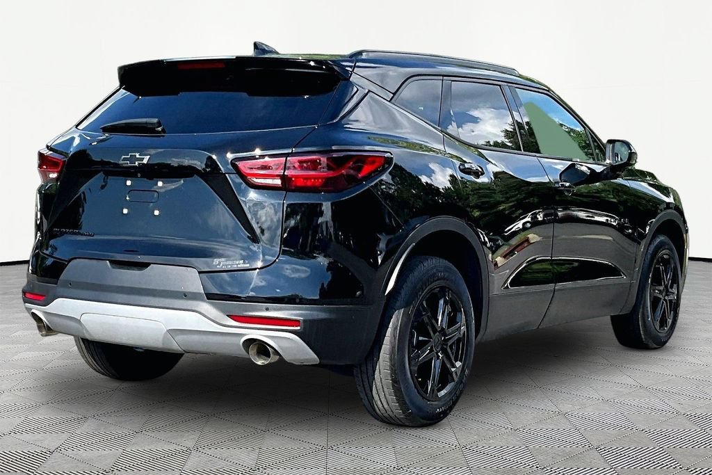 Used 2024 Chevrolet Blazer LT w/ Midnight/Sport Edition AWD/4WD image 6