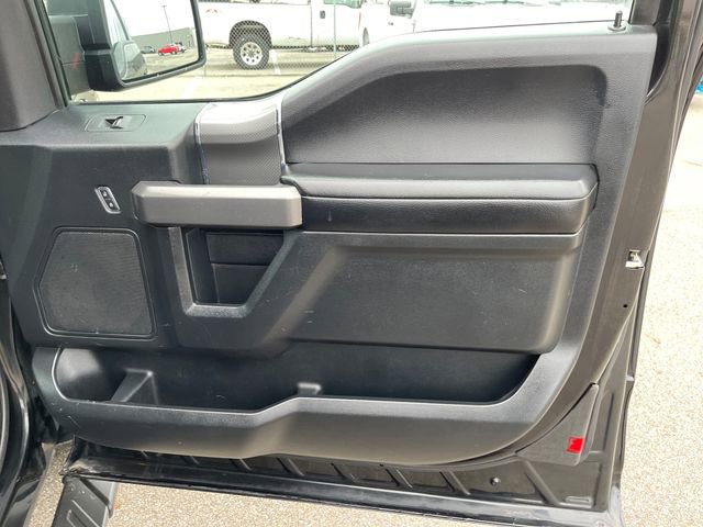 Used 2015 Ford F150 XLT w/ Equipment Group 302A Luxury AWD/4WD image 38