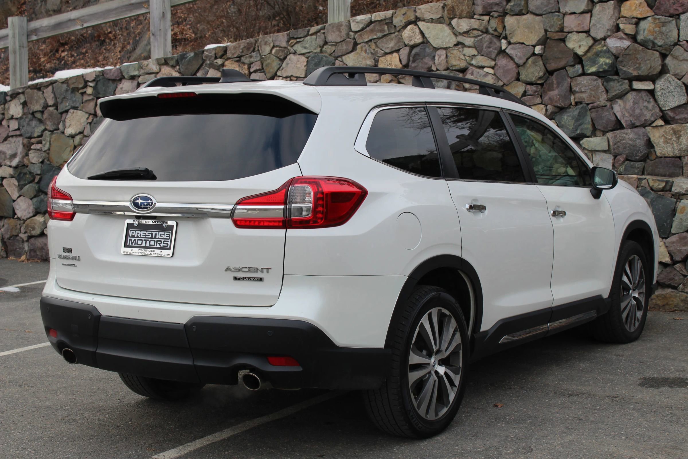 Used 2021 Subaru Ascent Touring image 9