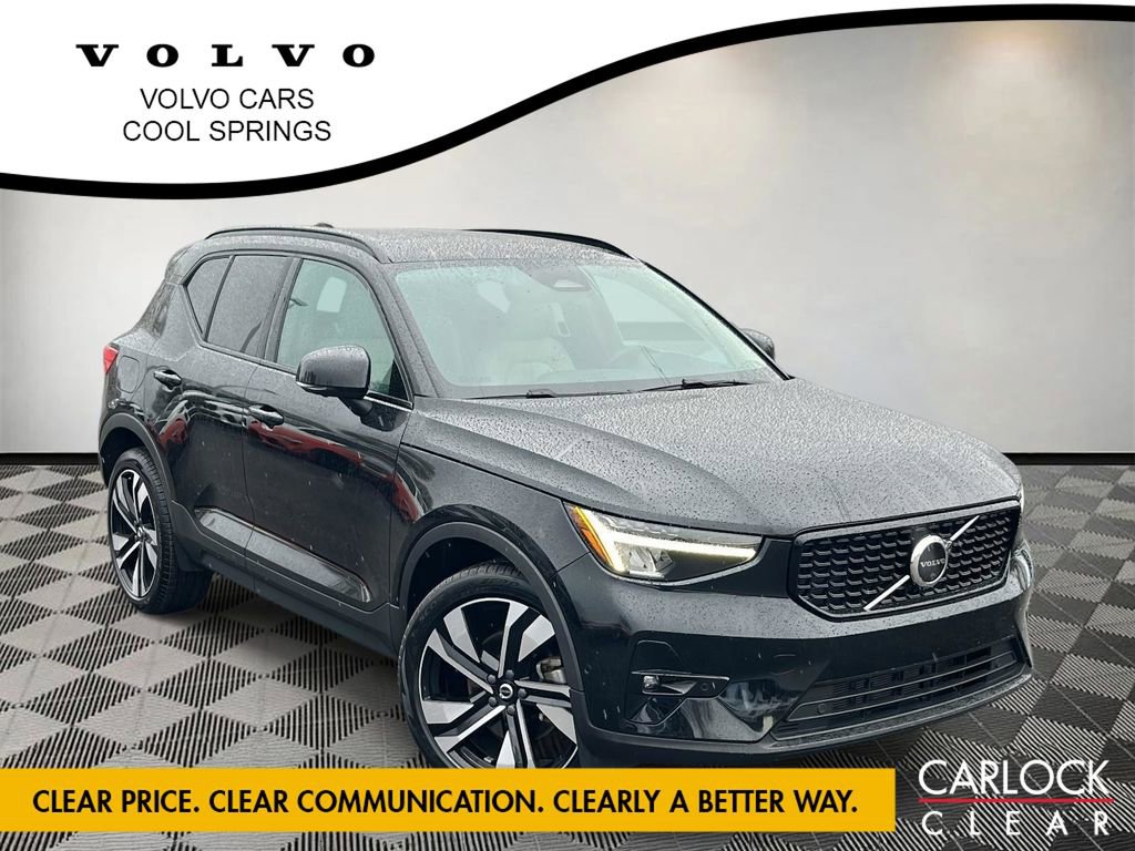 Used 2023 Volvo XC40 B4 Plus w/ Driver Assist Package