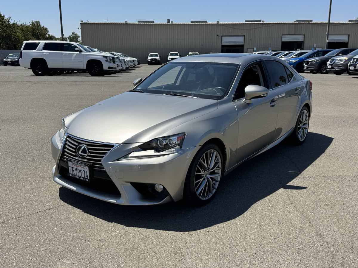 Used 2014 Lexus IS 250 w/ Navigation Package RWD image 5