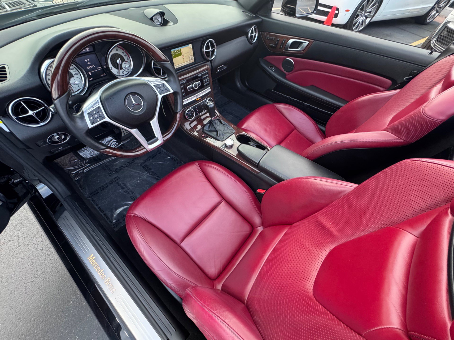 Used 2013 Mercedes-Benz SLK 250 image 4