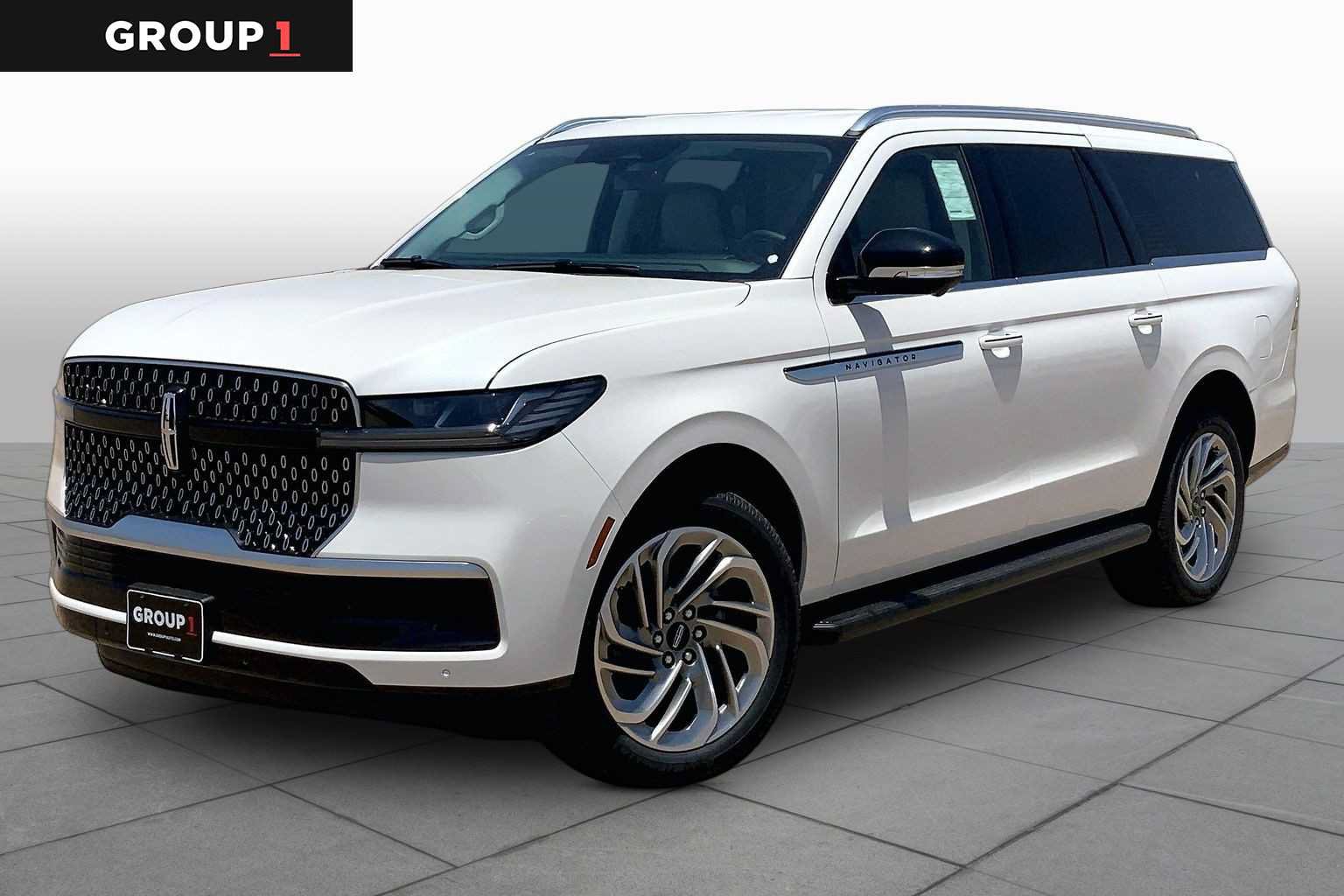 New 2026 Lincoln Navigator L Premier AWD/4WD image 1