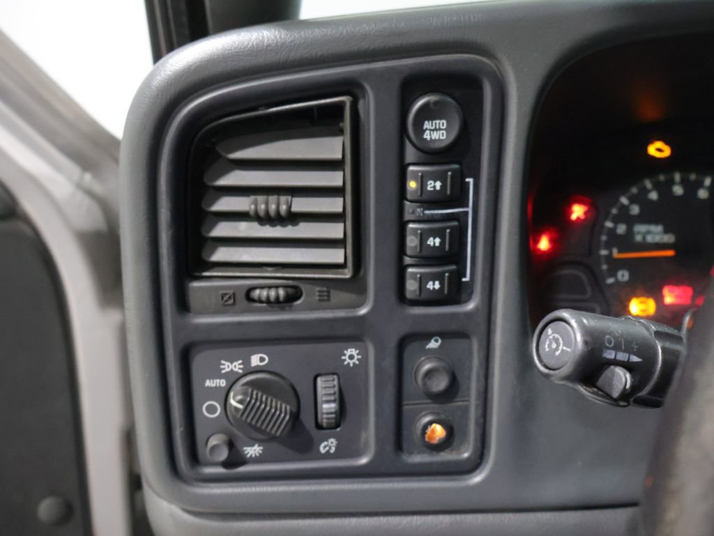 Used 2006 GMC Sierra 1500 SLE w/ Light Duty Power Package image 27