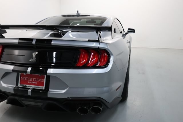 Used 2020 Ford Mustang Shelby GT500 w/ Carbon Fiber Track Pack RWD image 69