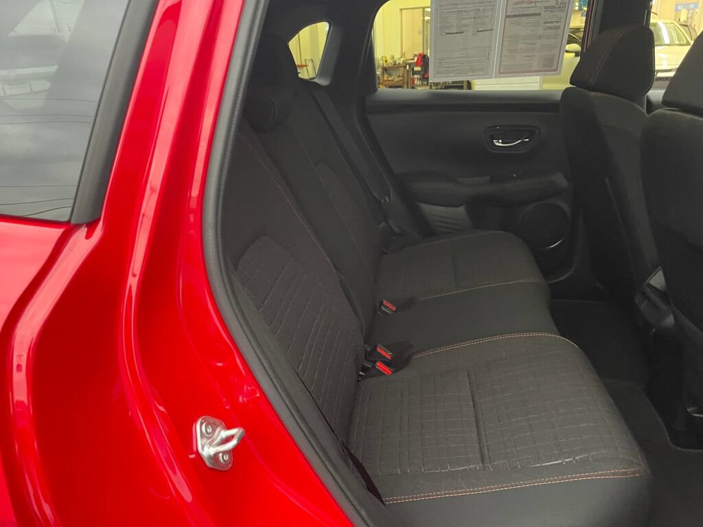 Used 2025 Honda HR-V Sport image 28