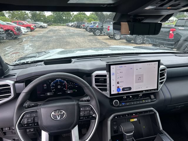 Used 2023 Toyota Tundra Platinum AWD/4WD image 12
