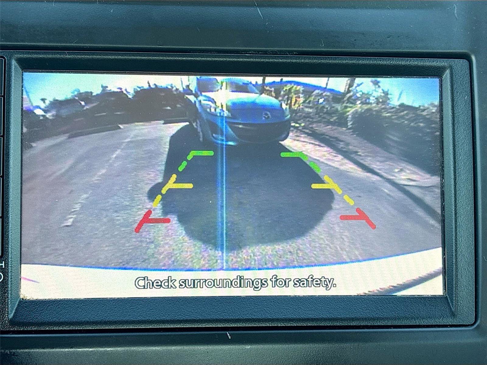 Used 2018 Nissan Versa SV image 14