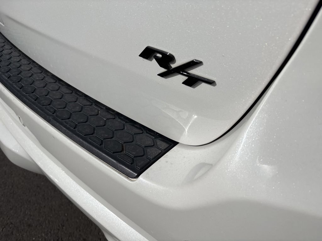 Used 2021 Dodge Durango R/T w/ Technology Group AWD/4WD image 20