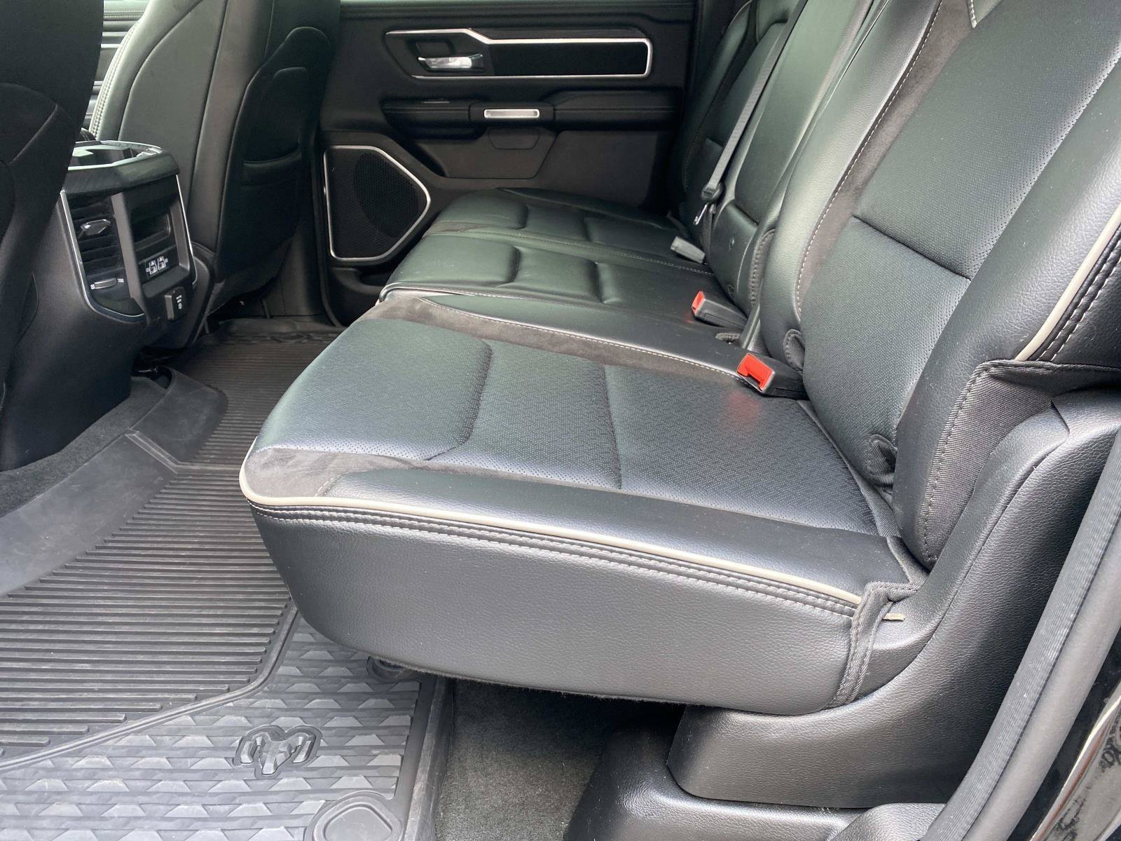 Used 2023 RAM 1500 Laramie AWD/4WD image 20