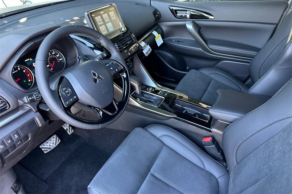 New 2025 Mitsubishi Eclipse Cross AWD image 11